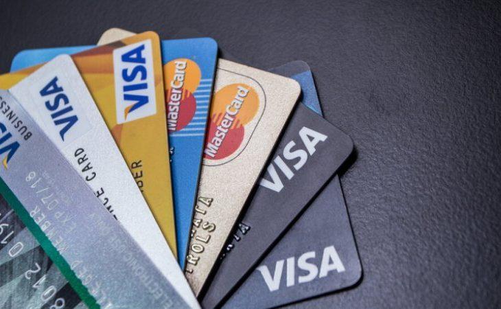 Apa Perbedaan Kartu Kredit Visa dan Master Card?