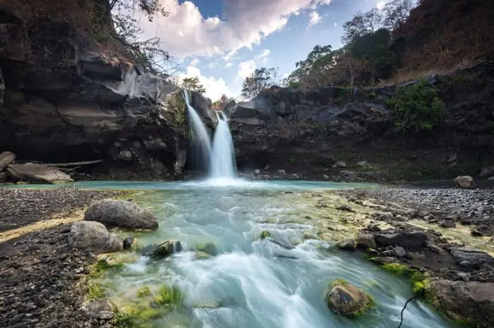 10 Destinasi Wisata di Lombok yang Menawan dan Wajib Dikunjungi
