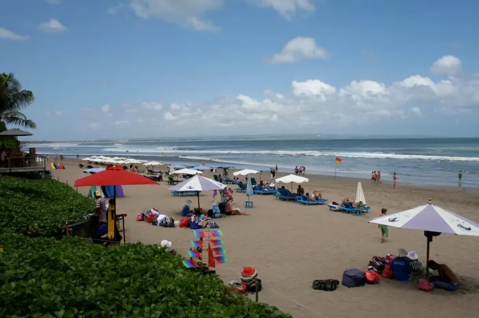 Pantai Seminyak, Pantai Eksotis dengan Pesona Alam yang Menakjubkan di Badung Bali